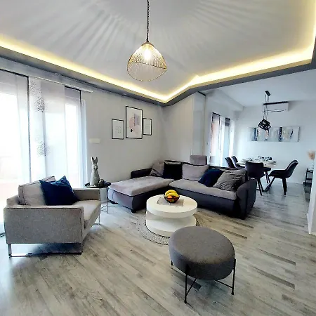 Luxury Garden Penthouse *mk* Kastela