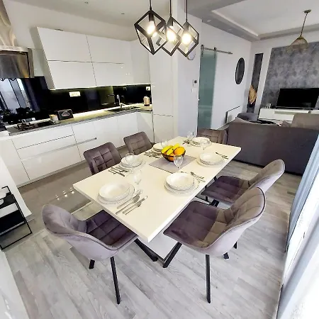 Apartment Luxury Garden Penthouse *mk* *