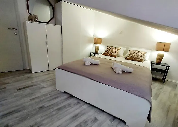 Apartament Luxury Garden Penthouse *mk*